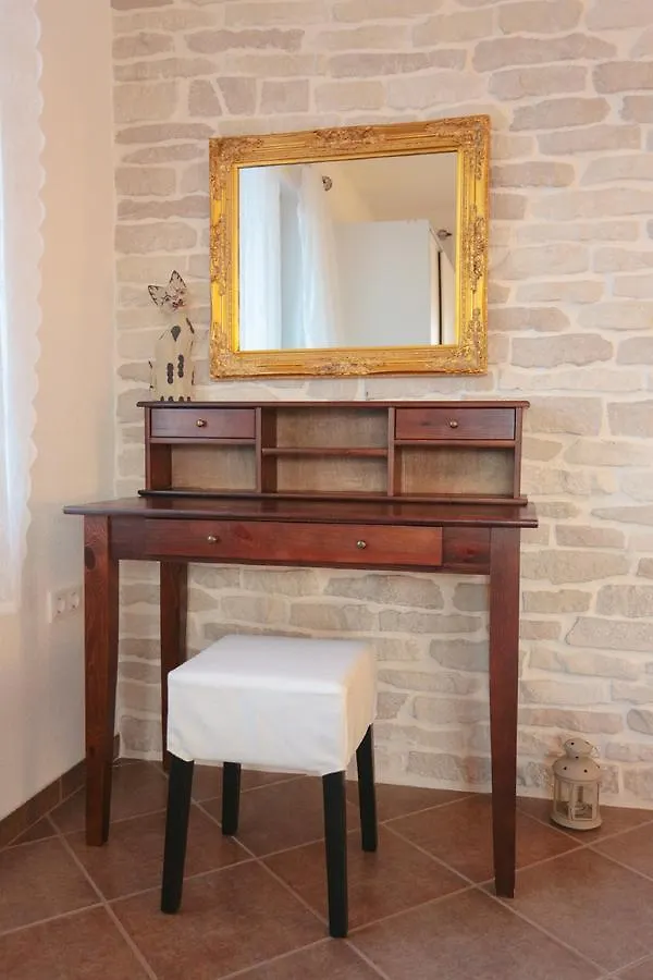 Apartment Nanito Trogir
